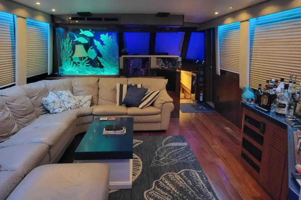 Thumbnail von Hatteras 61 Cockpit Motor Yacht