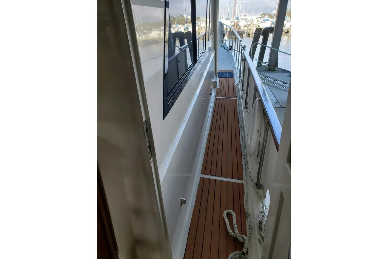 Thumbnail von Hatteras 61 Cockpit Motor Yacht