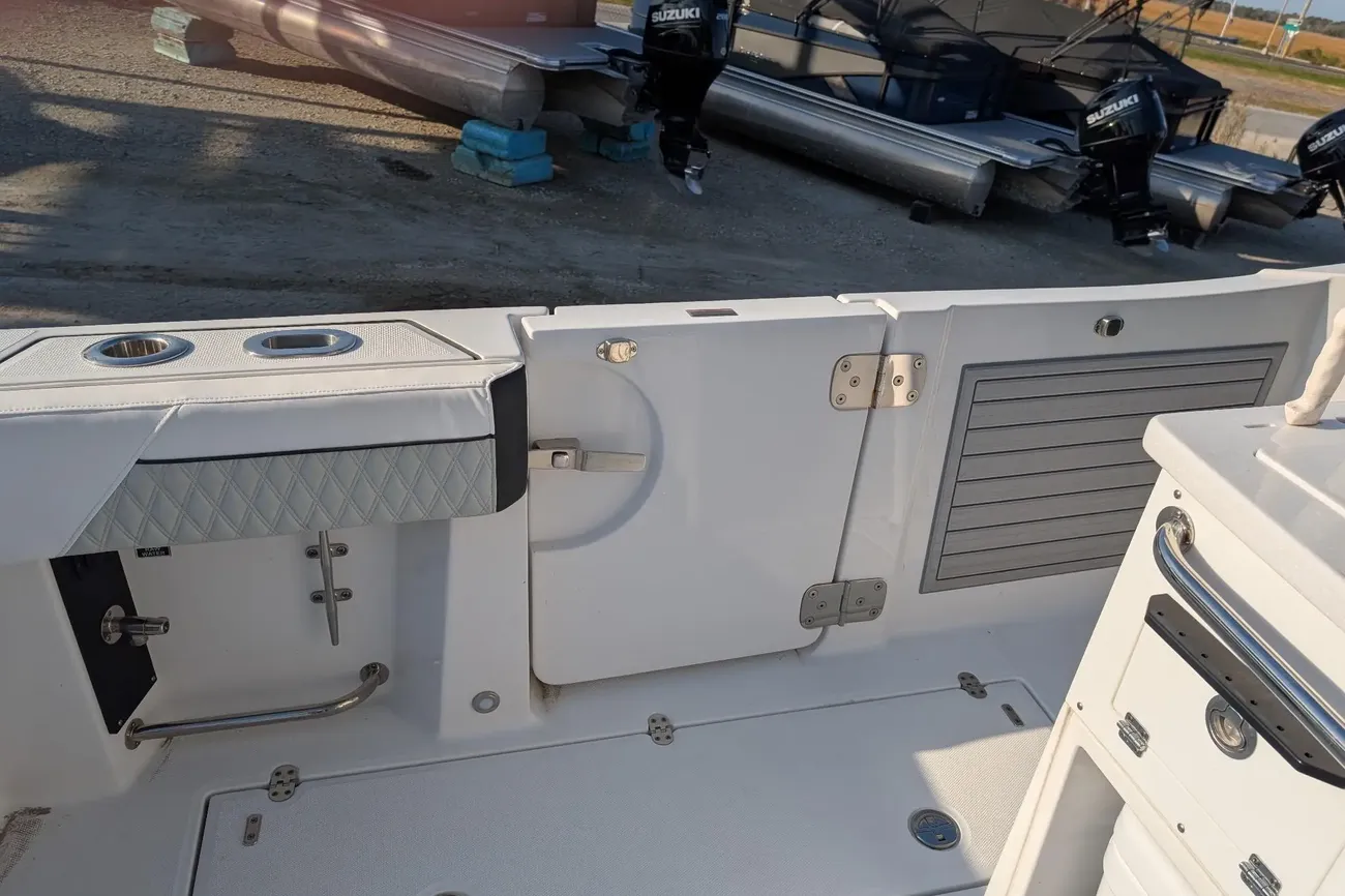 Thumbnail von Blackfin 332 CC