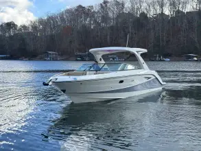 Thumbnail von Sea Ray SLX 310