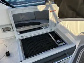 Thumbnail von Sea Ray 320 Sundancer Outboard