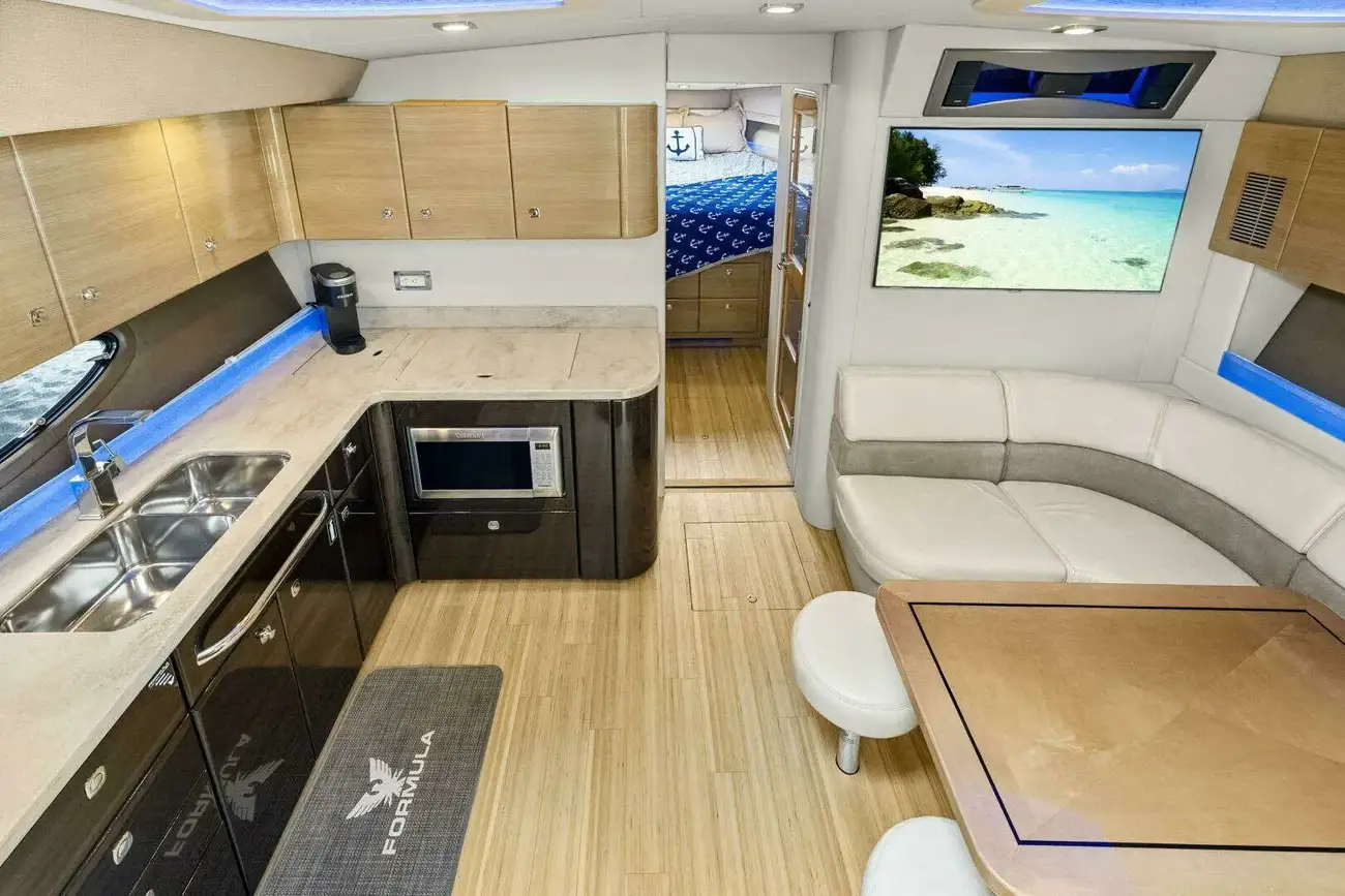 Thumbnail von Formula 45 Yacht Black Diamond