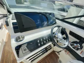 Thumbnail von Sea Ray SLX 310