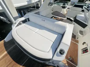 Thumbnail von Sea Ray SLX 310