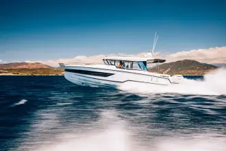 Thumbnail von Wellcraft Explorer 28