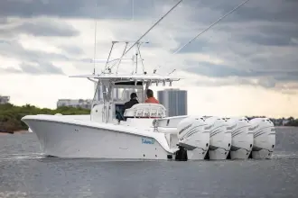 Thumbnail von バハマ 41 センターコンソール