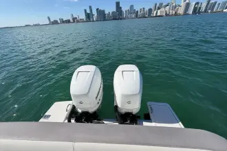 Thumbnail von Tiara Yachts 34 LS