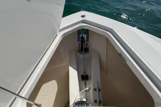 Thumbnail von Tiara Yachts 34 LS