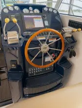 Thumbnail von Tiara Yachts 3100 Coronet