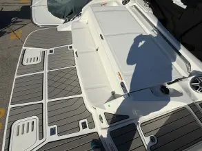 Thumbnail von Sea Ray SLX 350