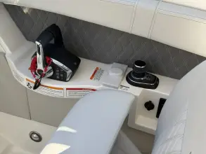 Thumbnail von Sea Ray SLX 350