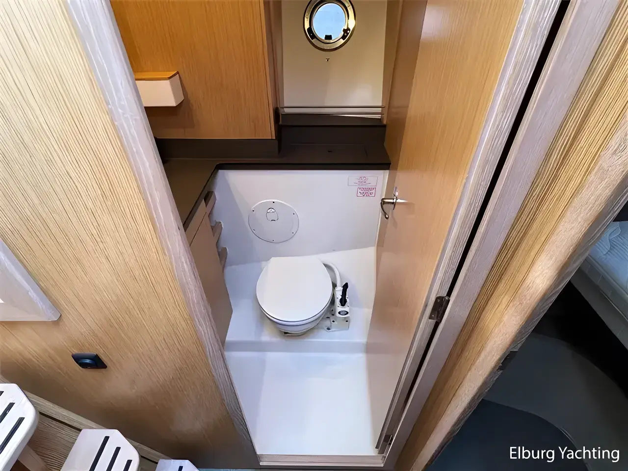 Thumbnail von Bavaria E40 Sedan