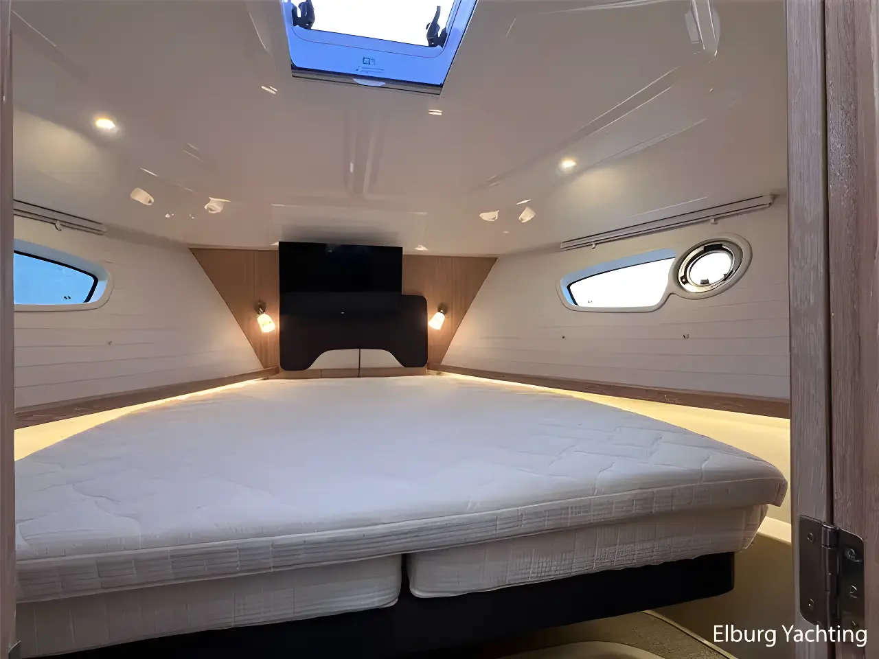 Thumbnail von Bavaria E40 Sedan