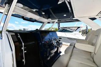 Thumbnail von Pursuit S 408