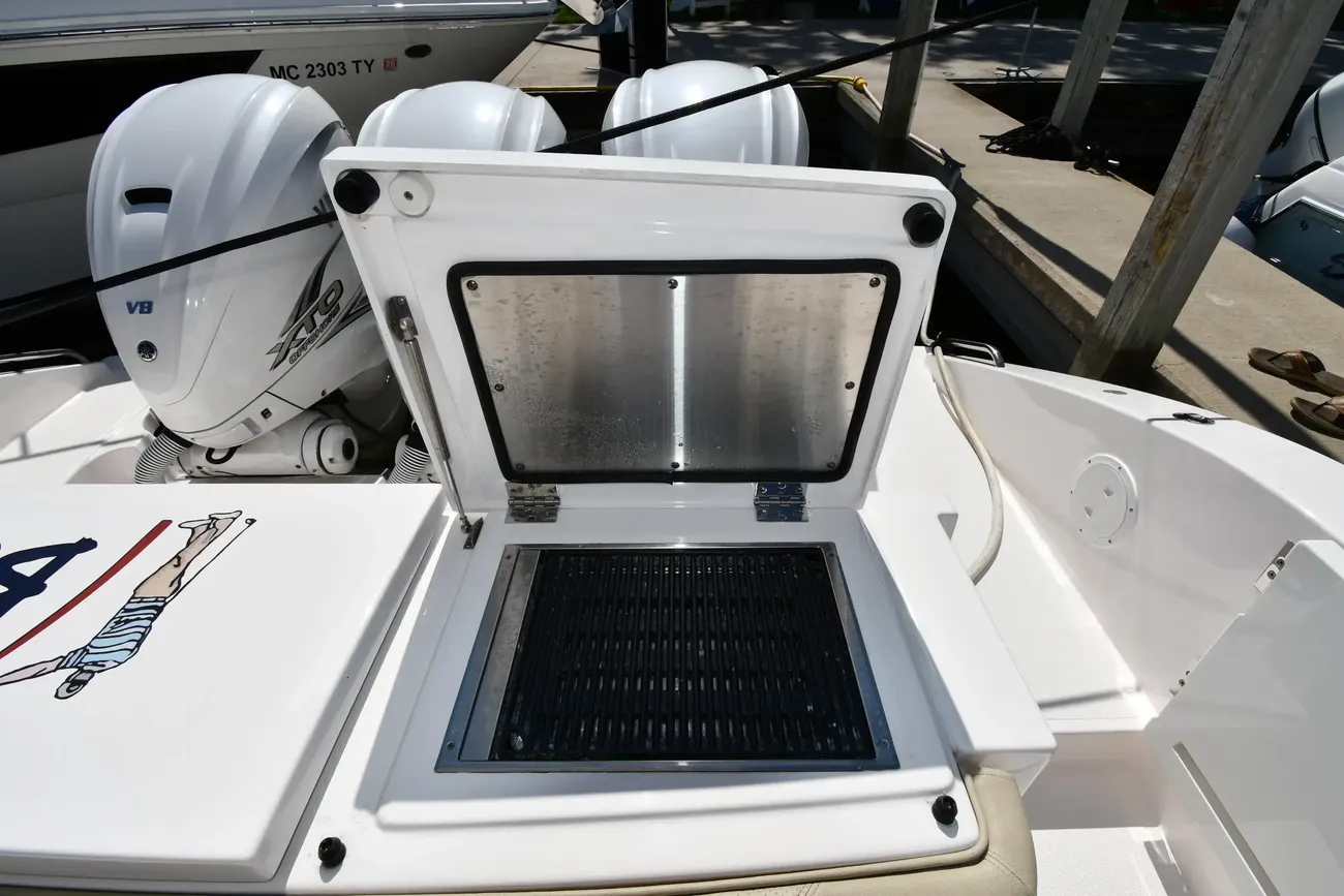 Thumbnail von Pursuit S 408