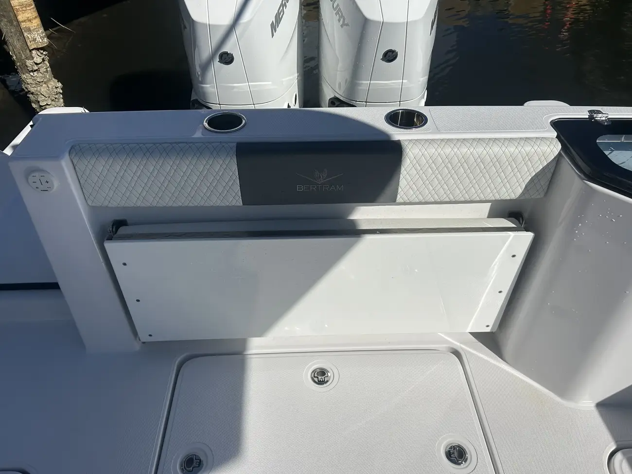 Thumbnail von Bertram 34 CC