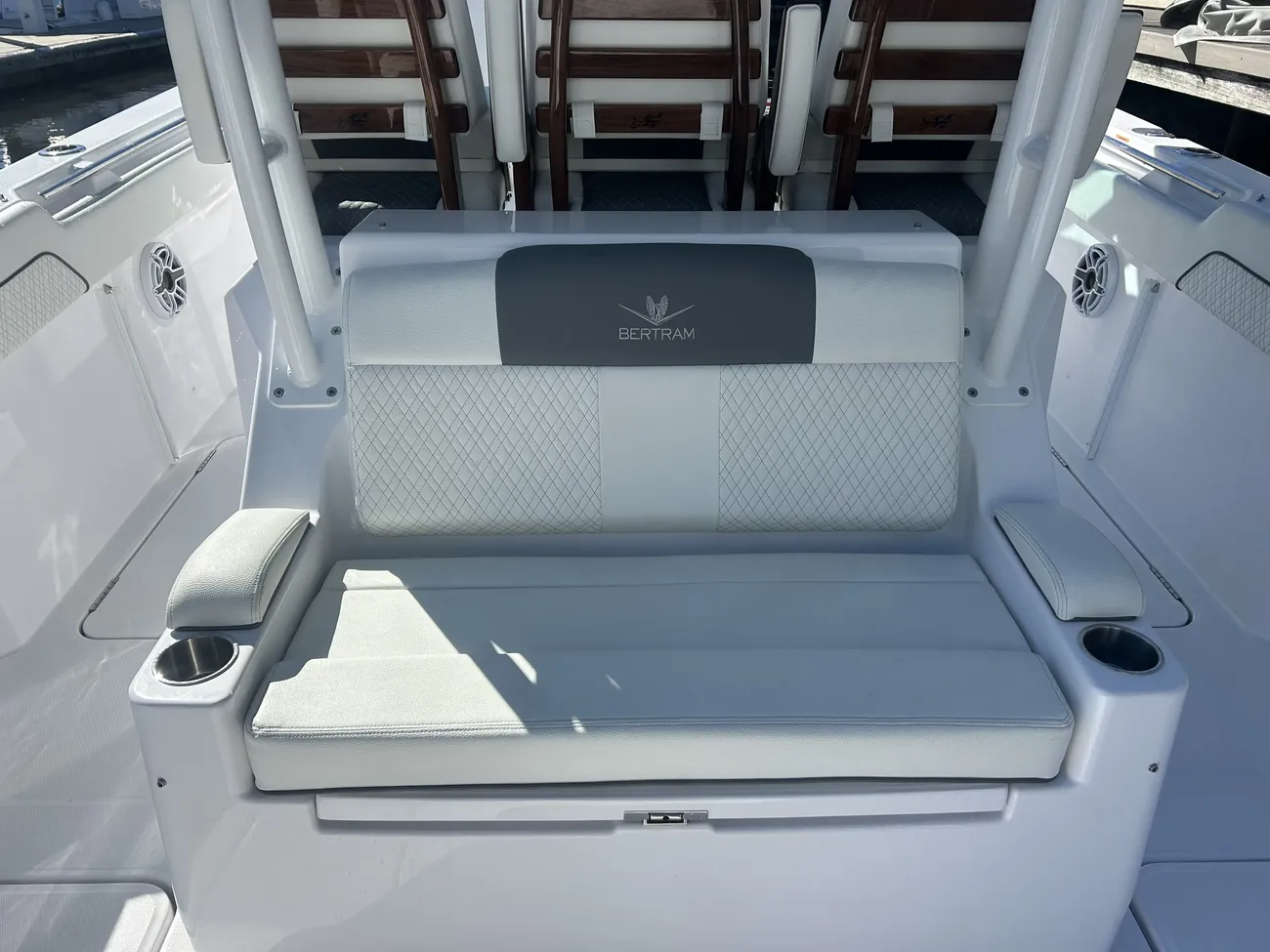 Thumbnail von Bertram 34 CC