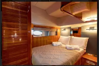 Thumbnail von Uniesse 72 Flybridge STRADIVARIA