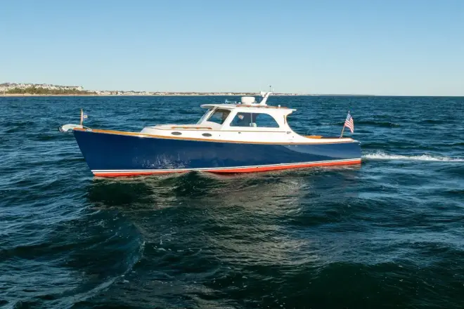Hinckley Picnic Boat 36 YAHTZEE