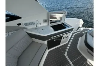 Thumbnail von Sea Ray 320 Sundancer