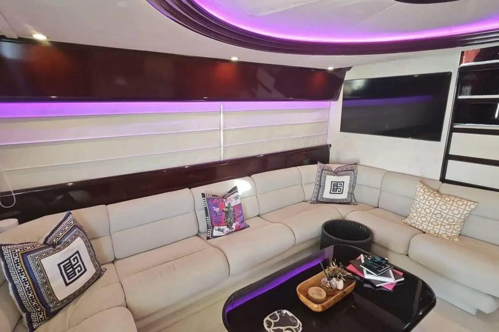 Thumbnail von Ferretti Yachts 720