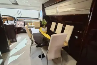 Thumbnail von Ferretti Yachts 720