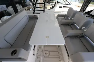 Thumbnail von Cruisers Yachts 38 VTR