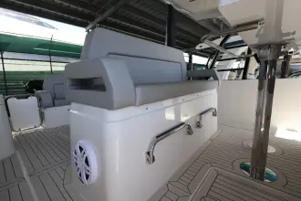 Thumbnail von Cruisers Yachts 38 VTR