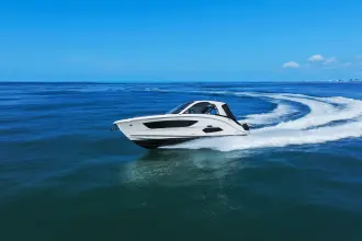 Thumbnail von Sea Ray 370 Sundancer Outboard