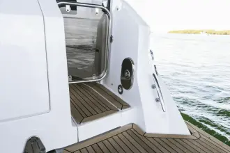 Thumbnail von Sea Ray 320 Sundancer Außenborder