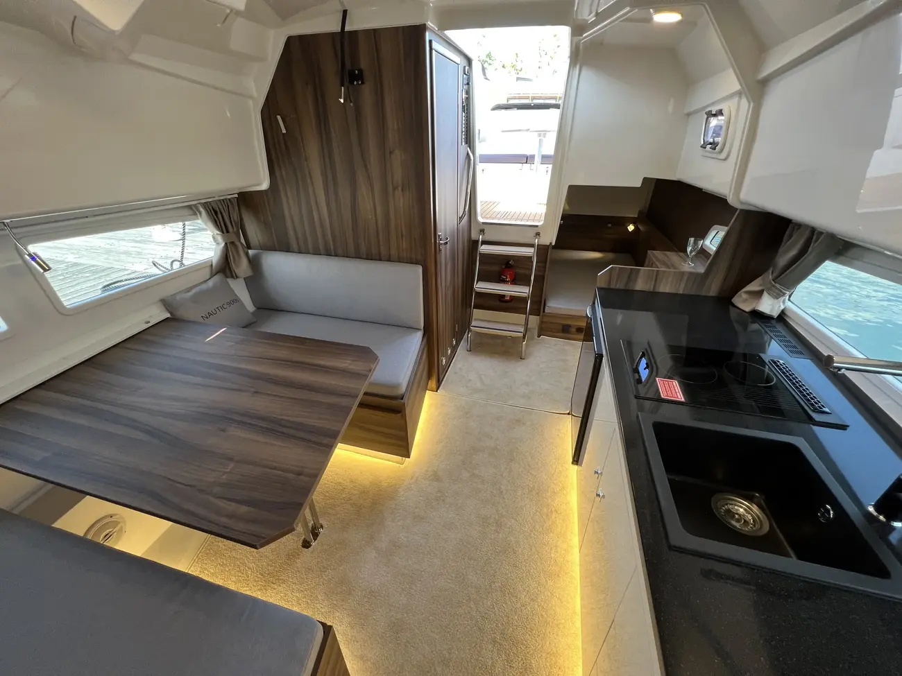 Thumbnail von Nautic Yachts 990 Neon