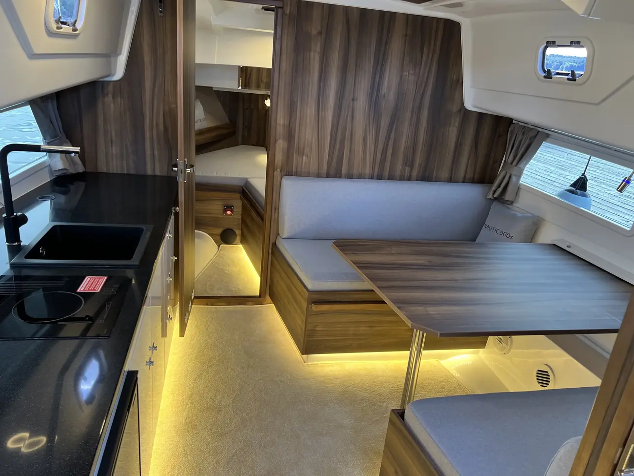 Thumbnail von Nautic Yachts 990 Neon