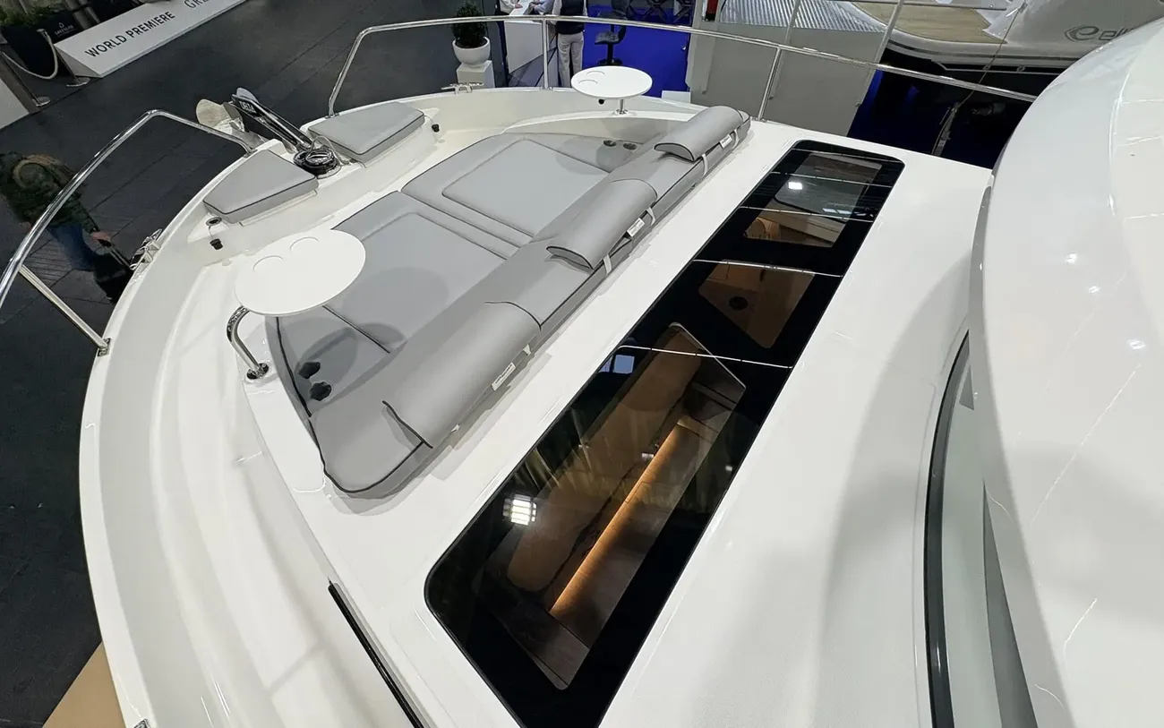 Thumbnail von Delphia 11 Flylounge