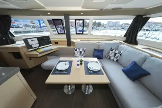 Thumbnail von Fountaine Pajot Saona 47