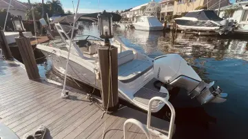 Thumbnail von Sea Ray 270 SDX Außenborder