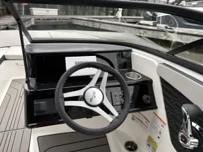 Thumbnail von Sea Ray SPX 210 Außenborder