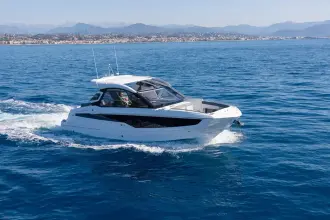 Thumbnail von Galeon 335 GTO GN335GTO Factory Stock