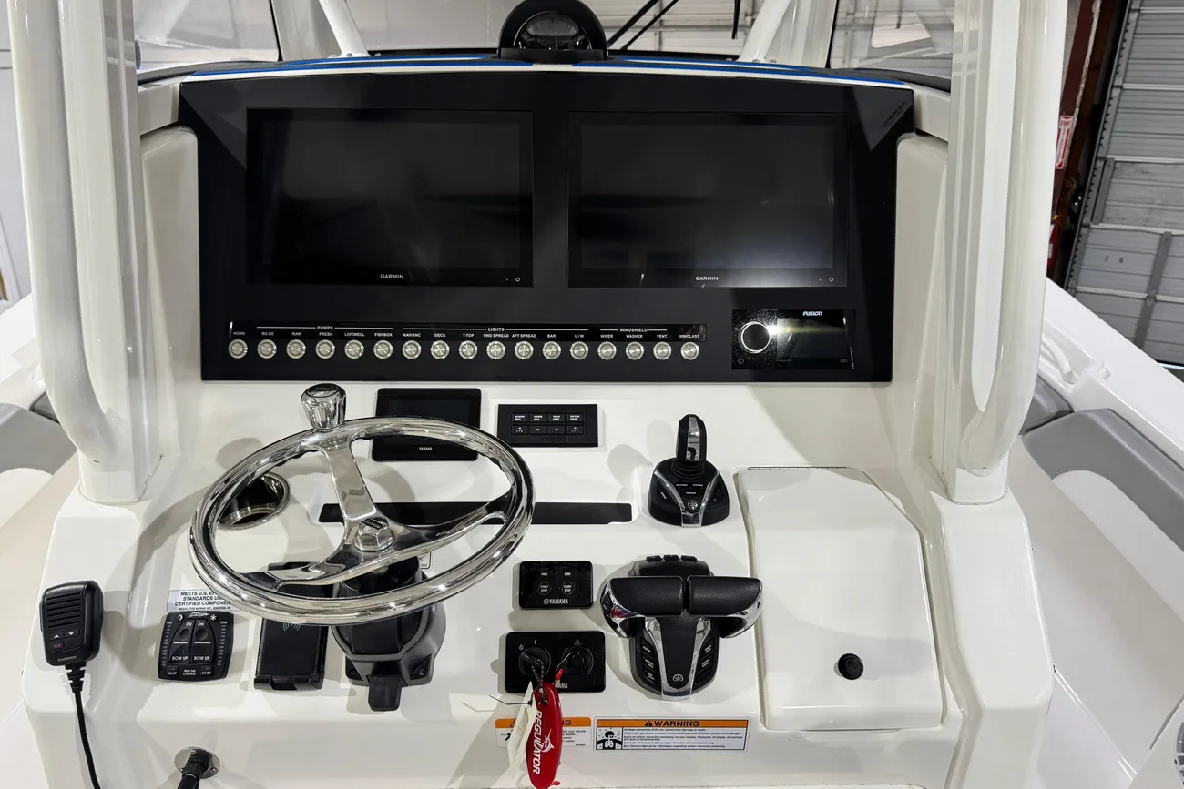 Thumbnail von Regolatore 28