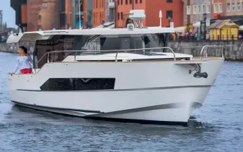 Thumbnail von Delphia 12 Sedan