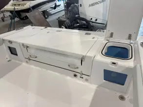 Thumbnail von Blackfin 242 HB