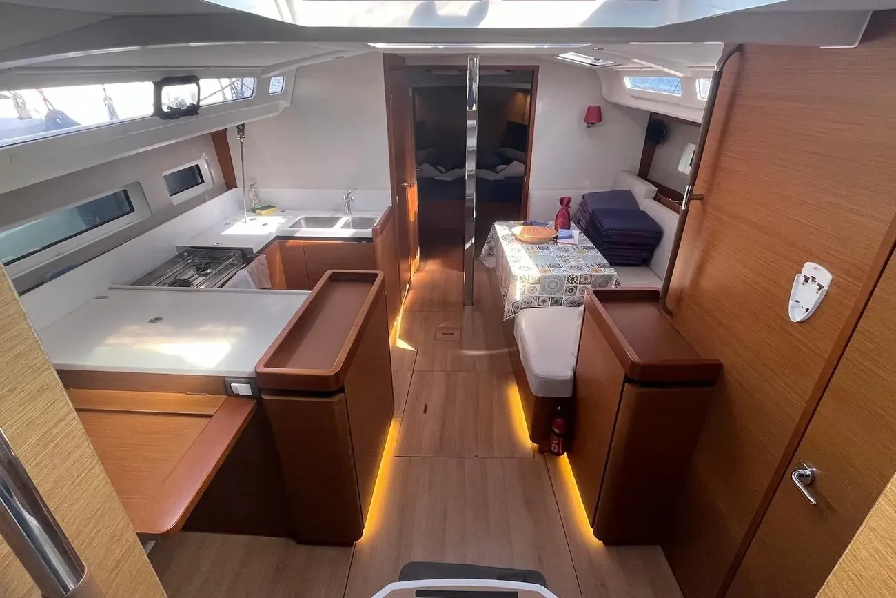 Thumbnail von Jeanneau Sun Odyssey 440 CICERENELLA