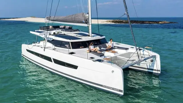 Fountaine Pajot Aura 51 1752
