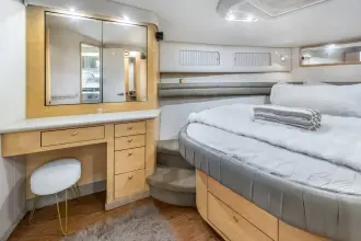 Thumbnail von Sea Ray 550 Sedan Bridge