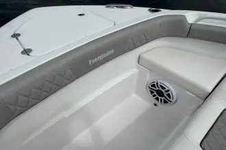 Thumbnail von Everglades 367 CX