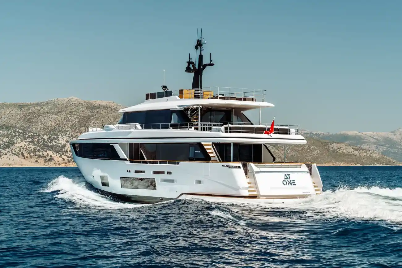Thumbnail von Custom Line Navetta 30 At One