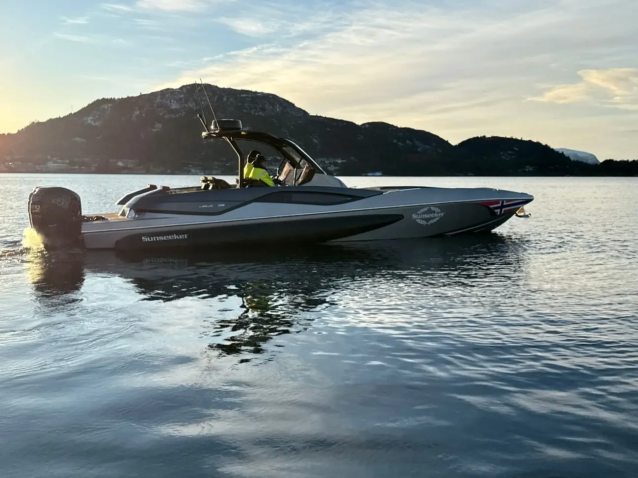 Thumbnail von Sunseeker Hawk 38