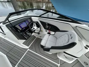 Thumbnail von Sea Ray SPX 210 Dıştan Takma