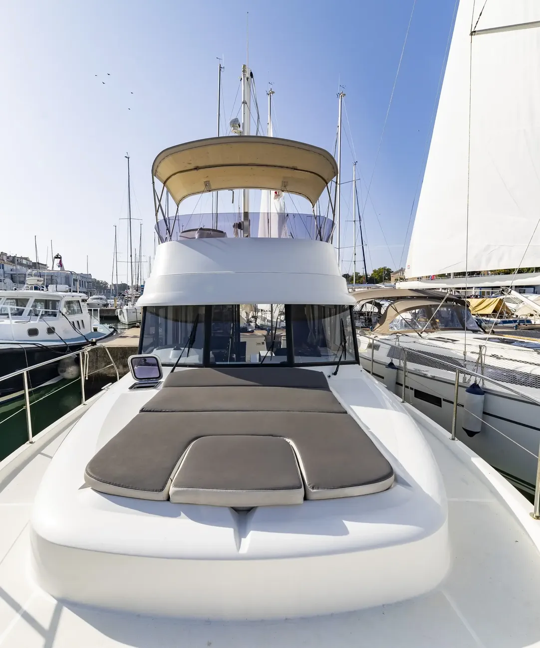 Thumbnail von Beneteau Swift Trawler 34