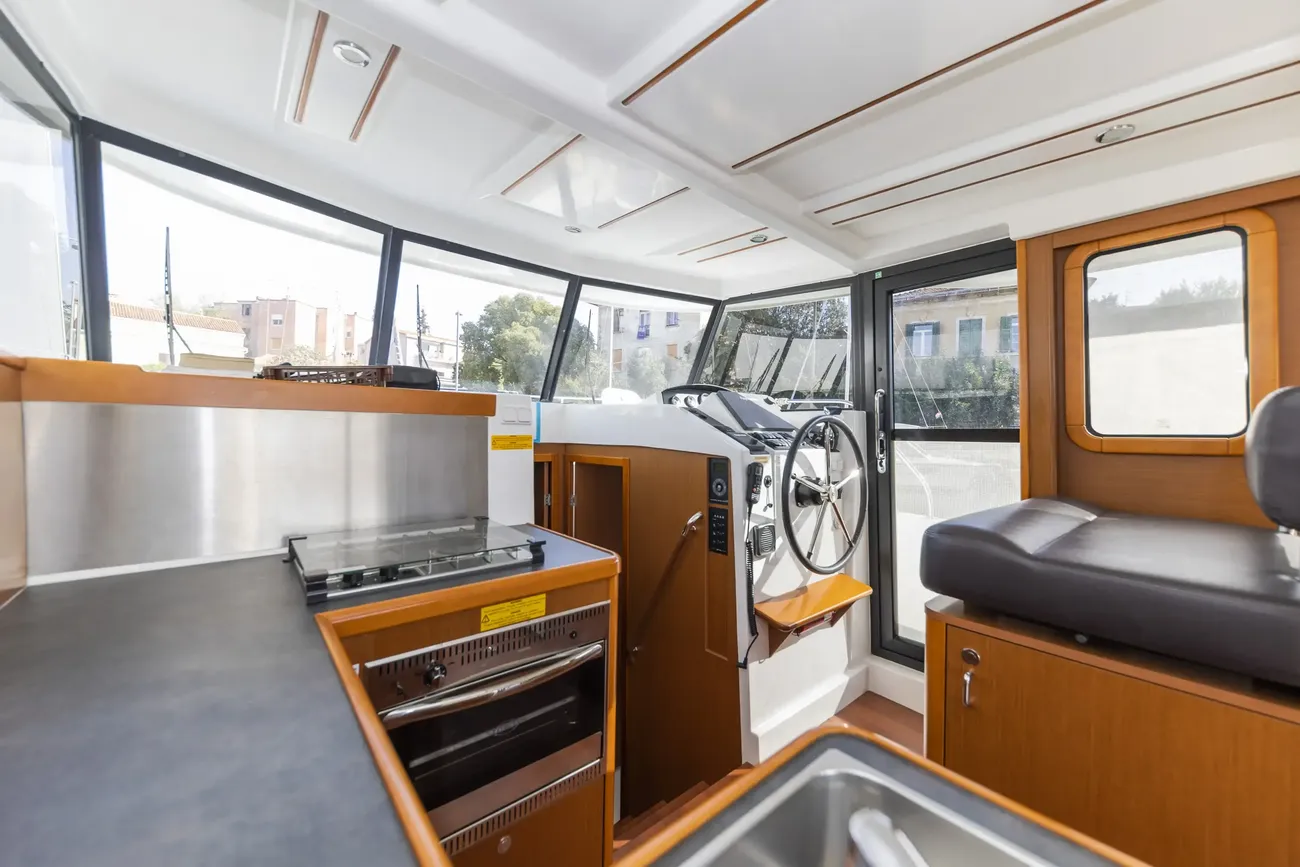 Thumbnail von Beneteau Swift Trawler 34