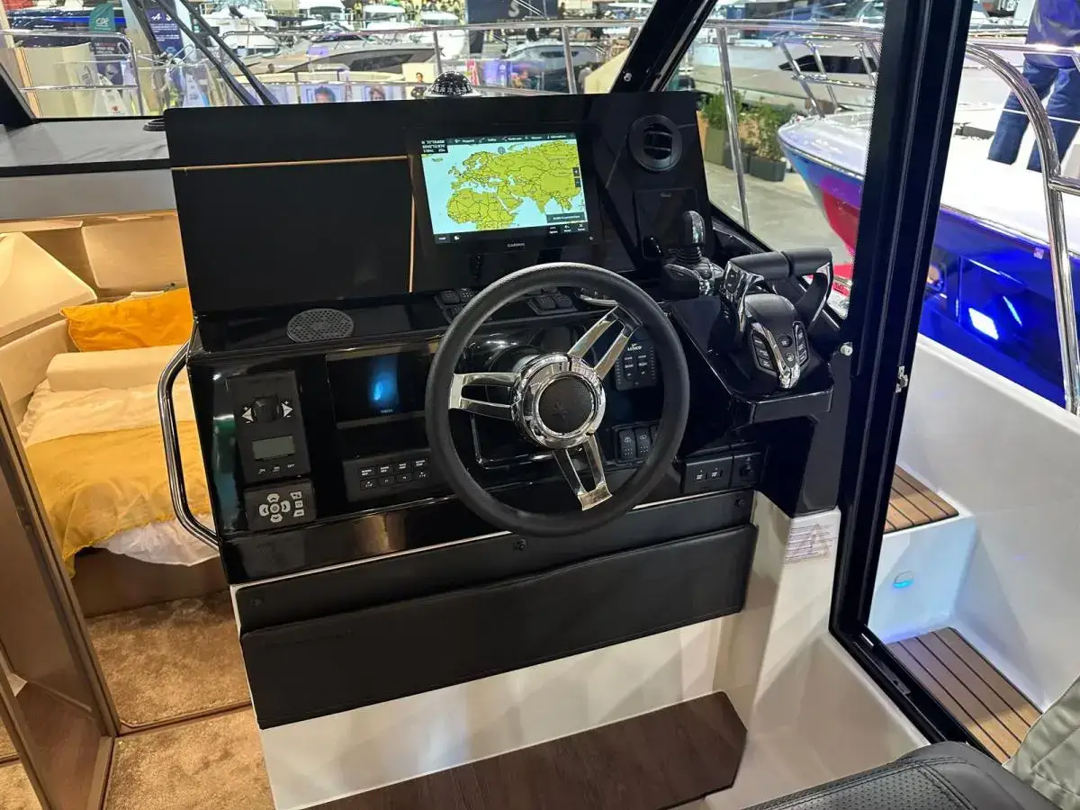 Thumbnail von Jeanneau Merry Fisher 1095 Fly Jeanneau Merry Fisher 1095 FLY Serie 2